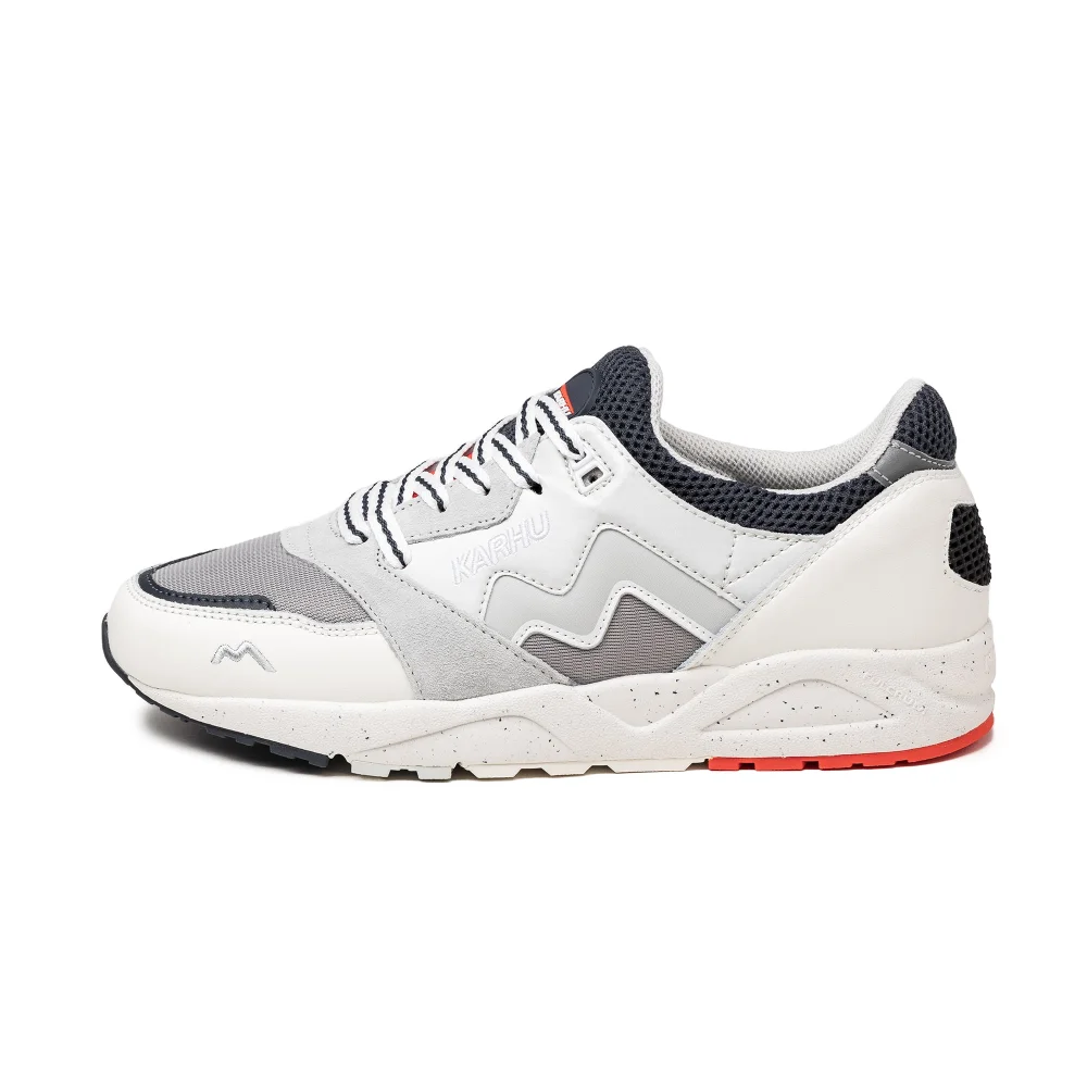 Karhu Aria 95 F803082 / weiss