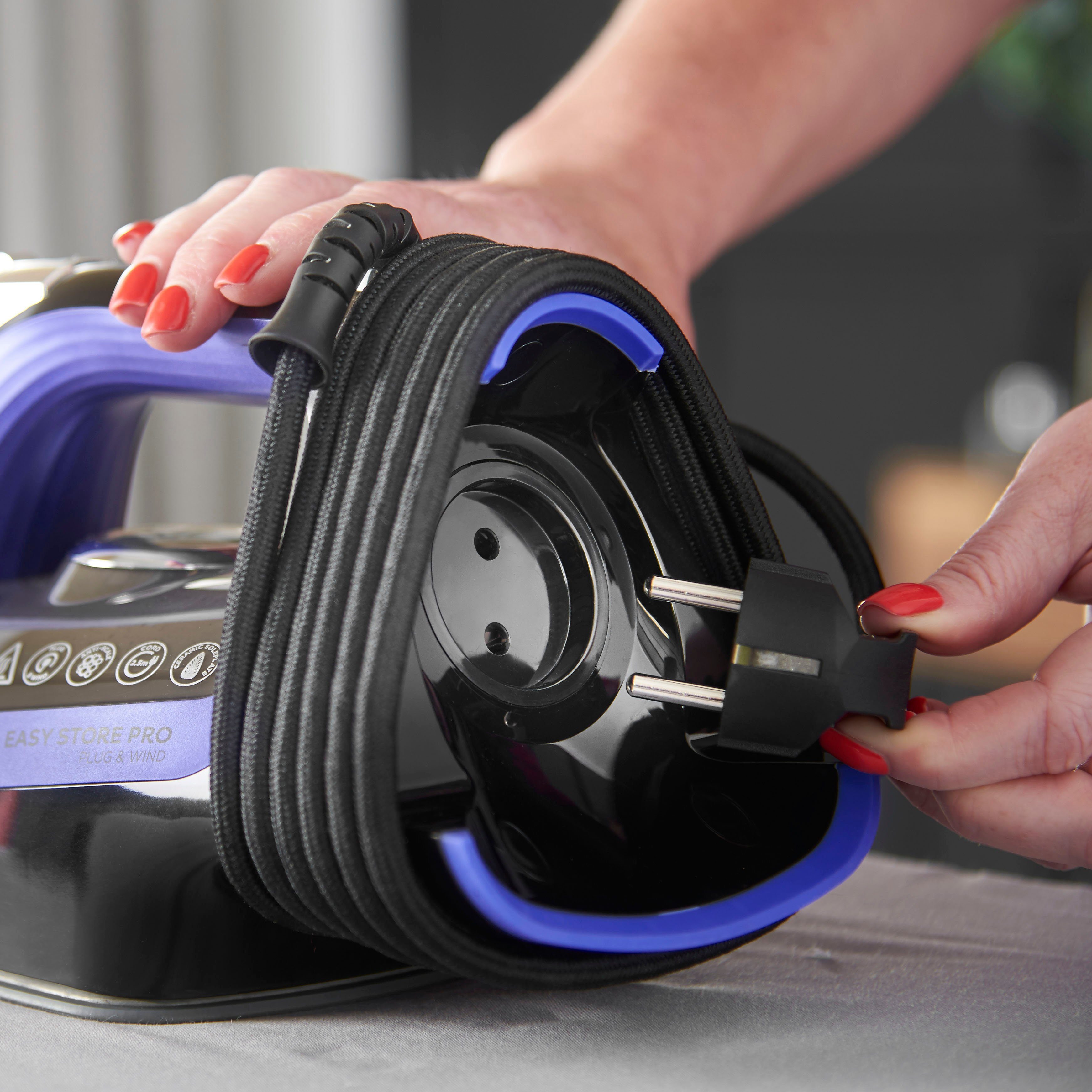 RUSSELL HOBBS Dampfbügeleisen 26731-56/RH EasyStore PRO Plug&Wind, 2400 W