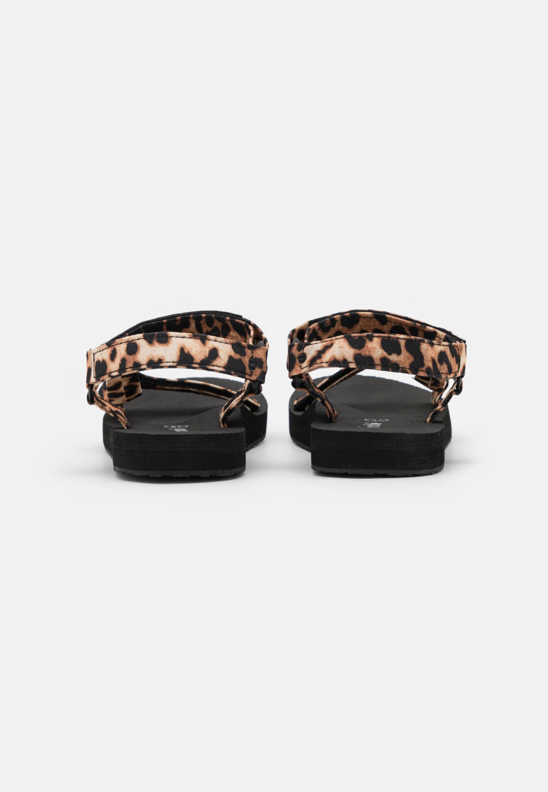 Zapatos Rubi de Cotton On STORMY SPORTY - Sandalias