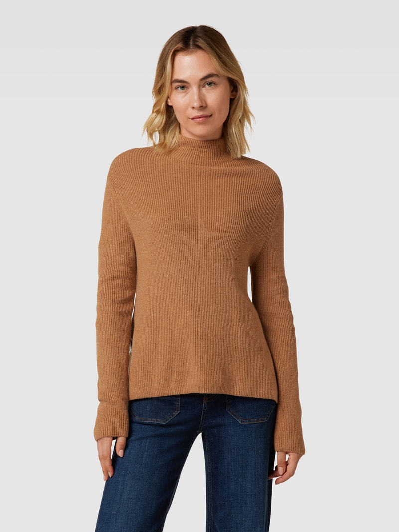 Strickpullover mit Turtleneck in camel meliert