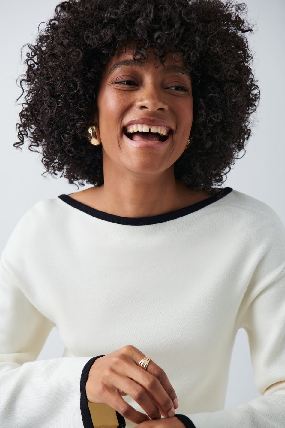 Wide sleeve knitted top