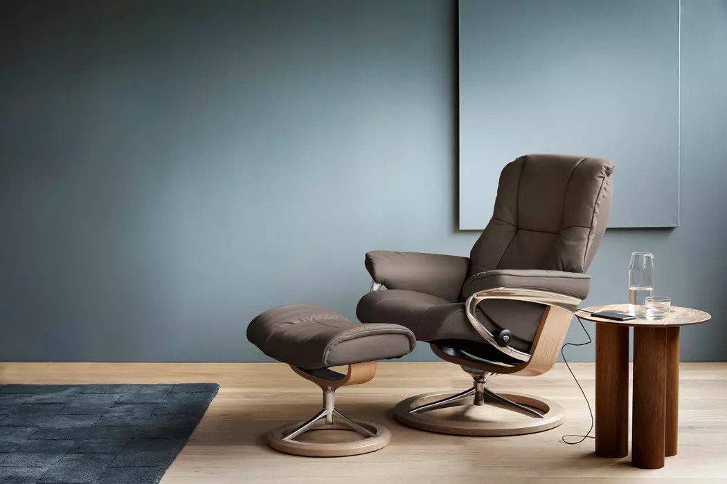 Stressless Sessel Mayfair Signature mit Hocker Braun