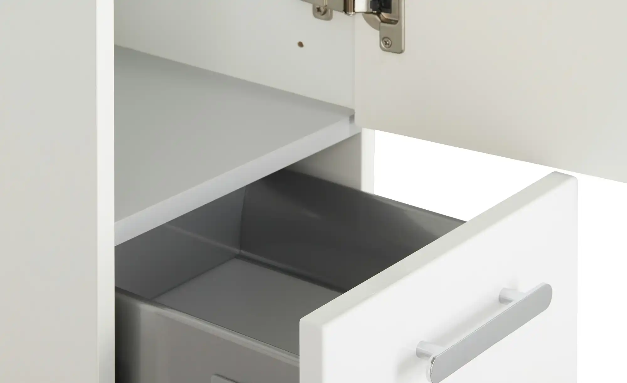 Mittelschrank
