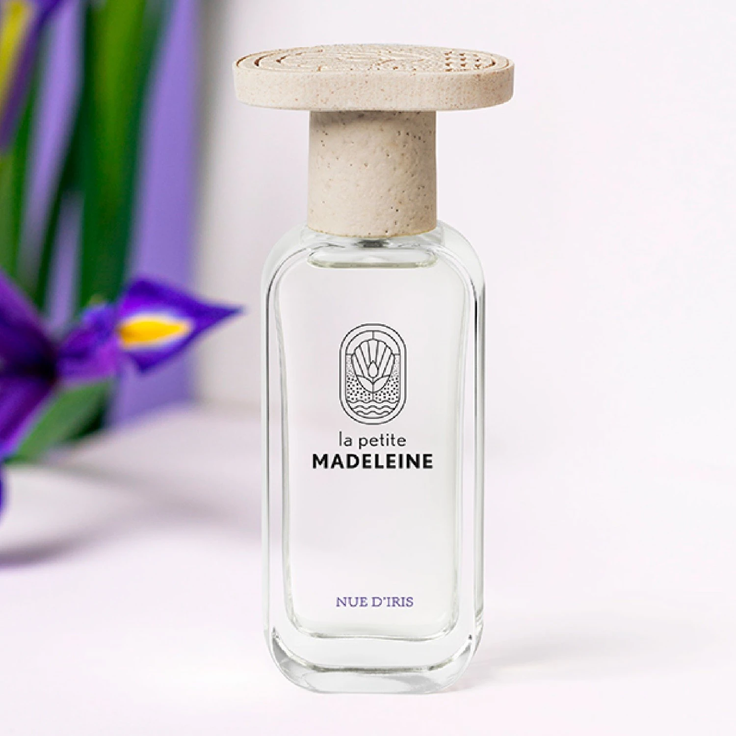 Irisina mala gola Madeleine