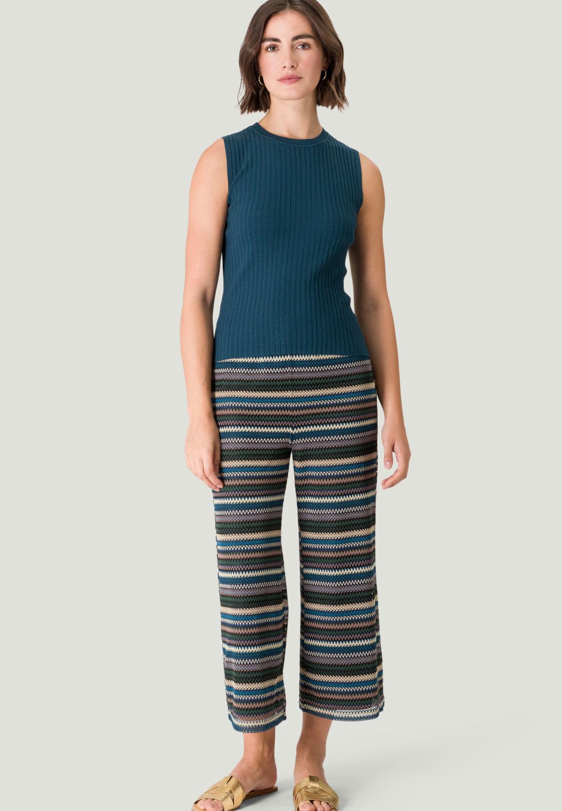 Stricktop mit Rundauschnitt