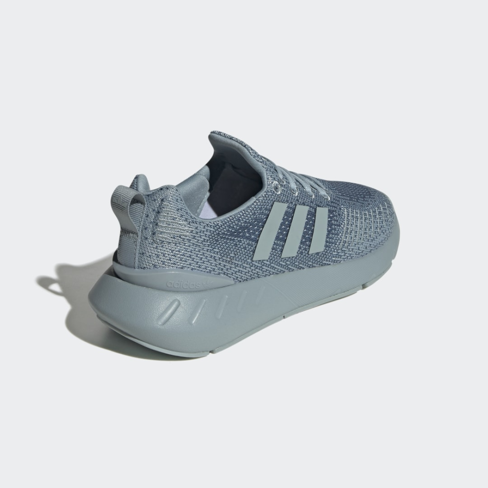 adidas Swift Run 22 GV7970 / grau