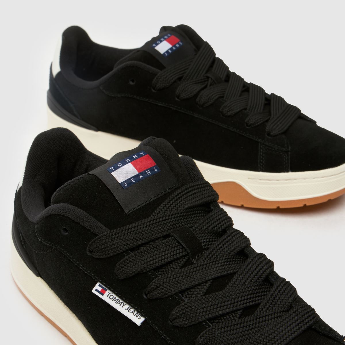 Tommy Jeans – Svarta sneakers med snörning