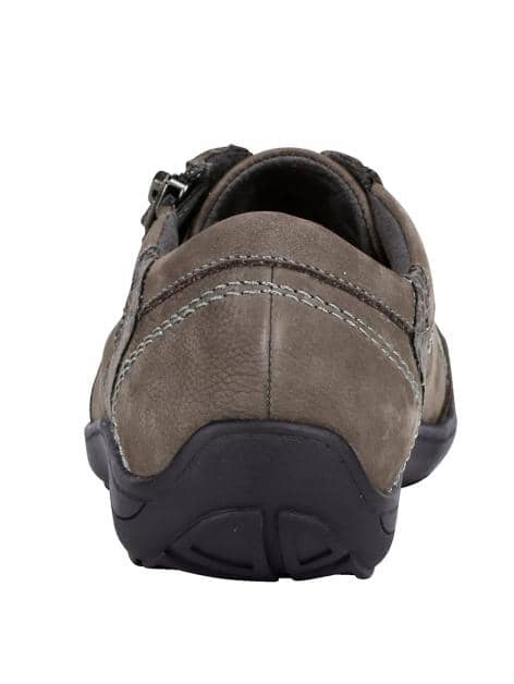 Schnürschuhe