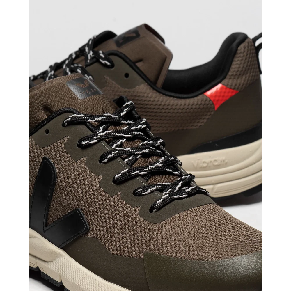 VEJA Dekkan DC0102971B / schwarz