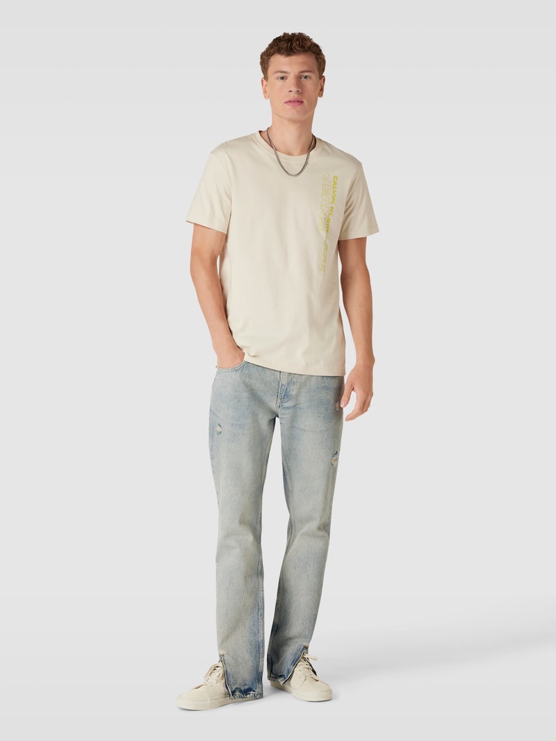 T-Shirt mit Label-Print in beige