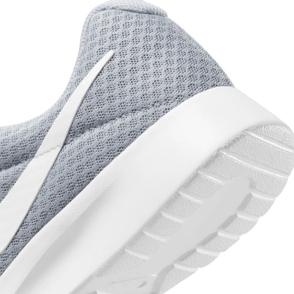 Nike Tanjun DJ6257-003 / grau