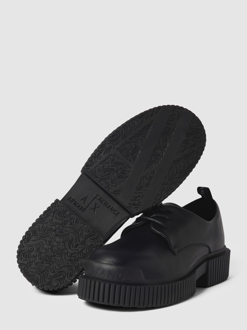 Schnürschuhe aus echtem Leder mit Label-Detail in schwarz