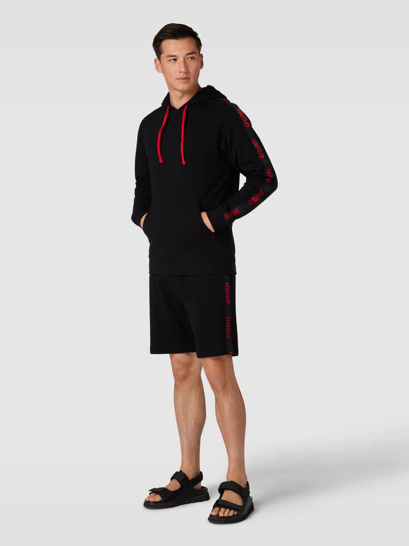 Hoodie aus Baumwolle mit Label-Details Modell 'Sporty' in schwarz