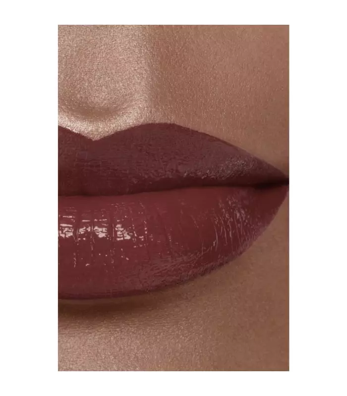 ROUGE COCO BLOOM Le rouge à levrès hydratant et repulpant longue tenue, couleur et brillance intenses