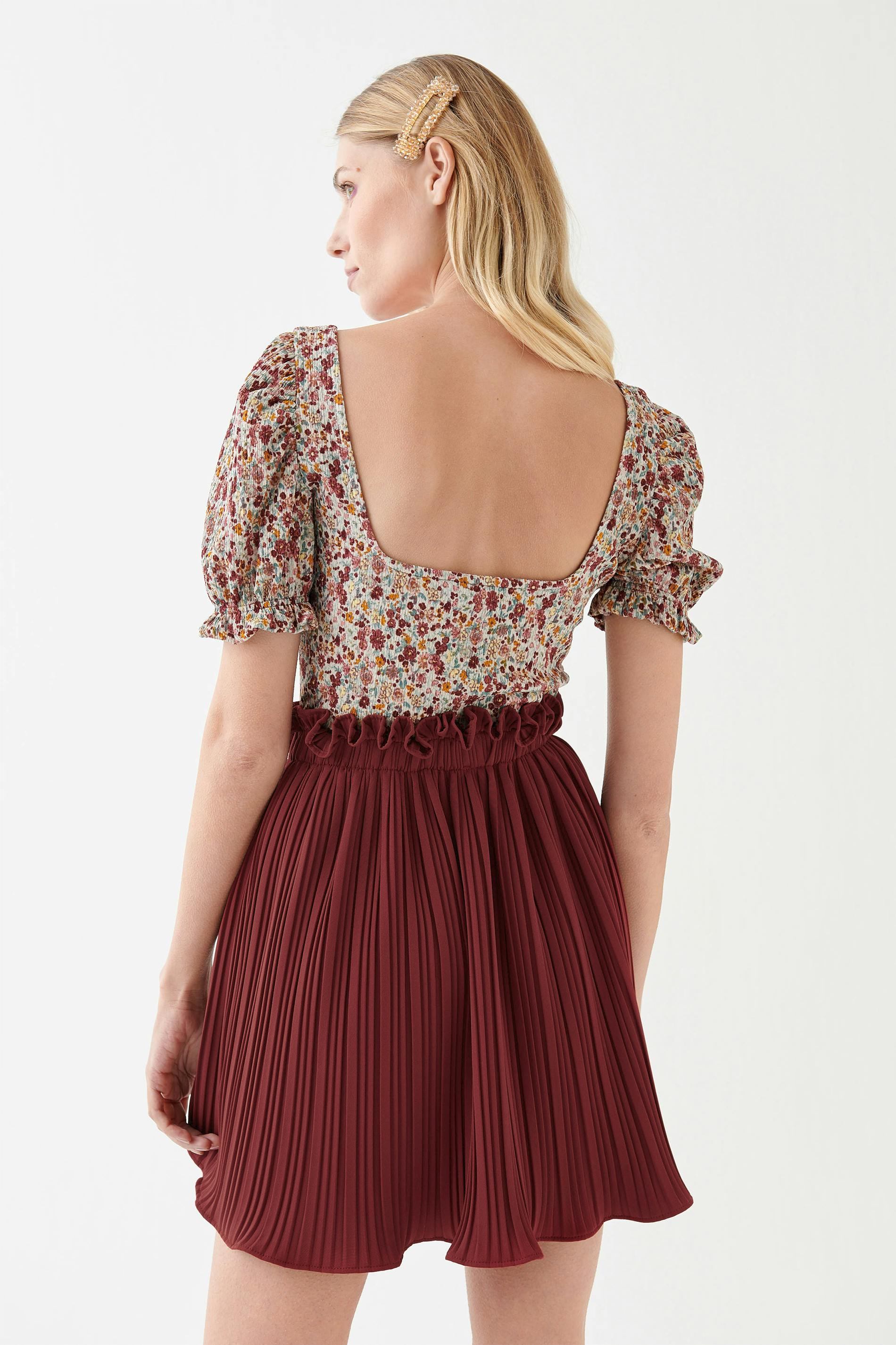 Kirsten pleated skirt