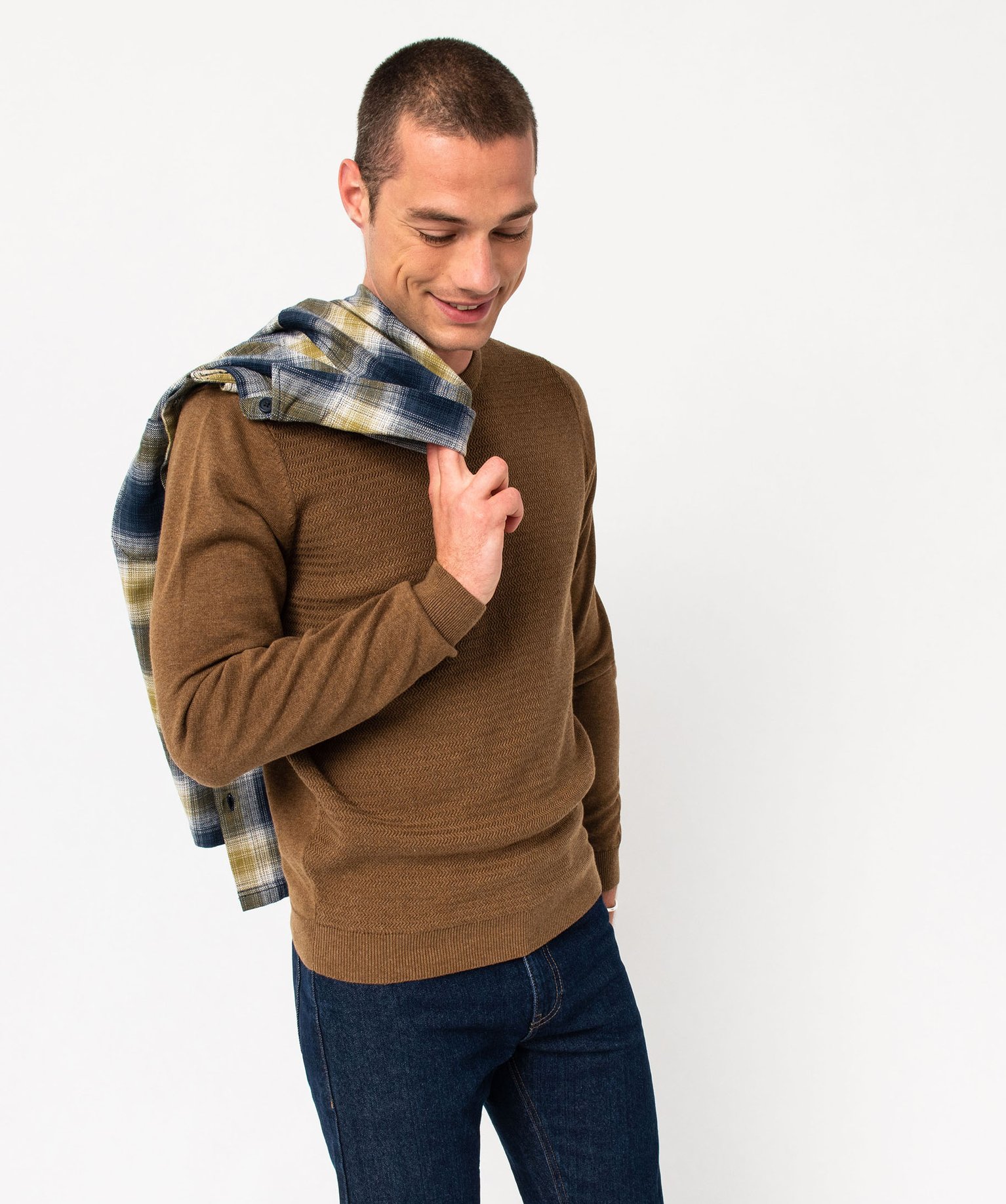Pull en coton homme avec maille fantaisie sur l’avant beige fonce | GEMO