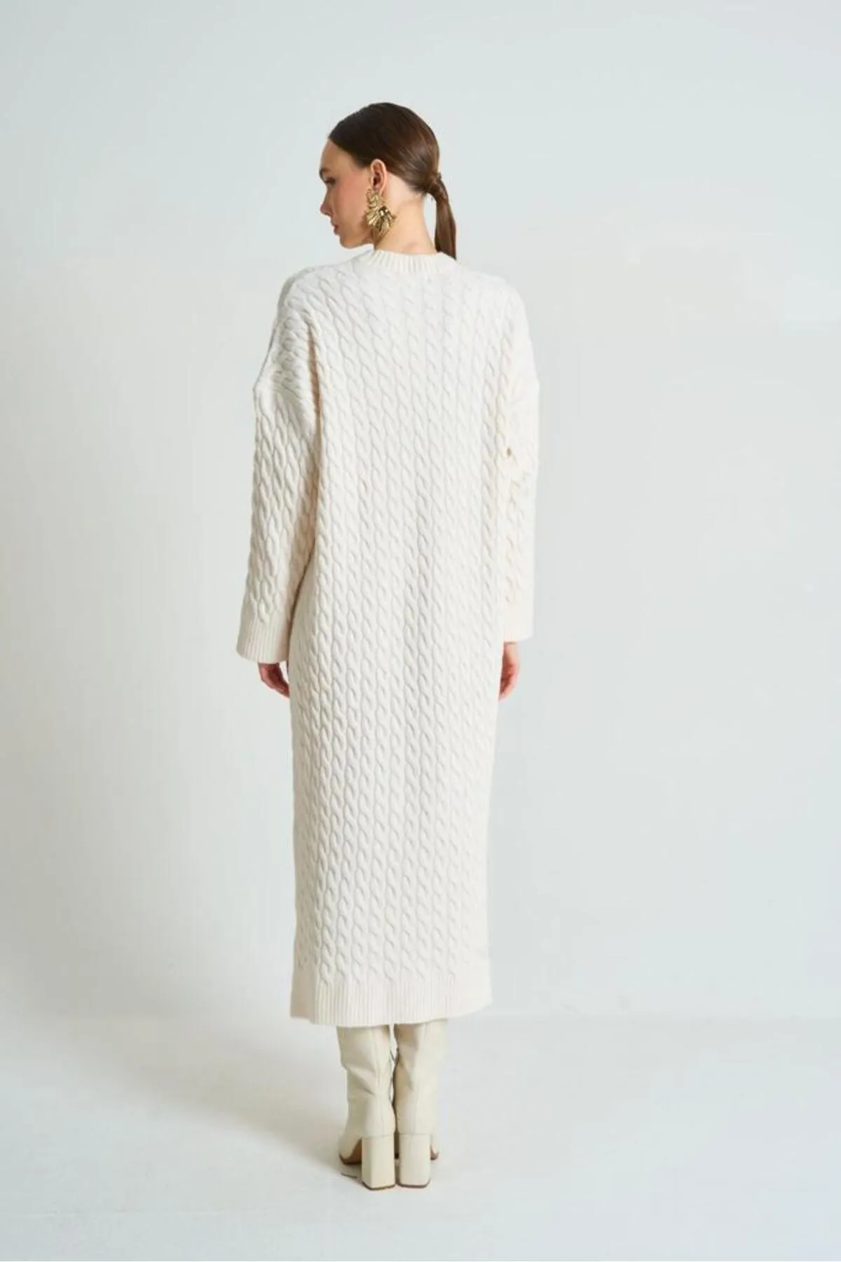 Laluvia  Cremefarbenes, gestricktes, dickes Strickkleid