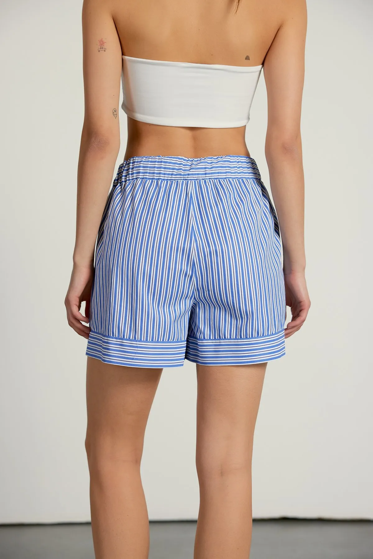 VATKALI  Shorts mit Streifenmuster
