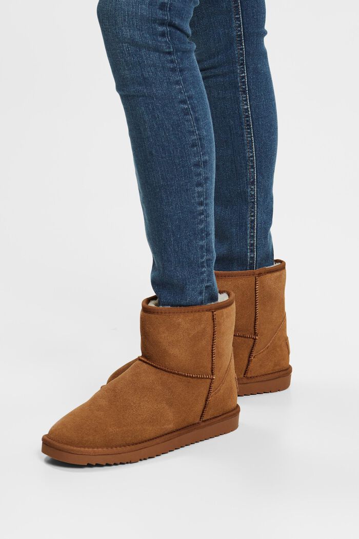 Veloursleder-Boots mit Kunstfellfutter