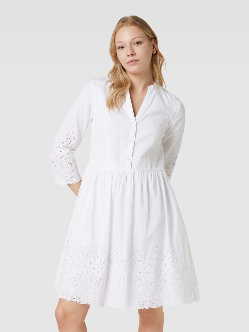 Knielanges Kleid aus Baumwolle mit Lochstickerei in weiß