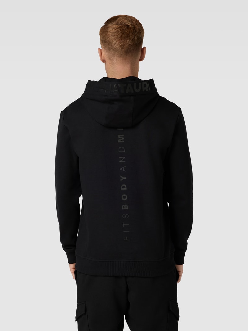 Hoodie mit Label-Print Modell 'SHERO' in schwarz