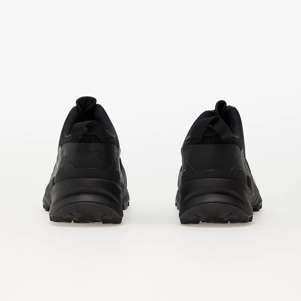 Y-3 Terrex Swift R3 HR1986 / schwarz