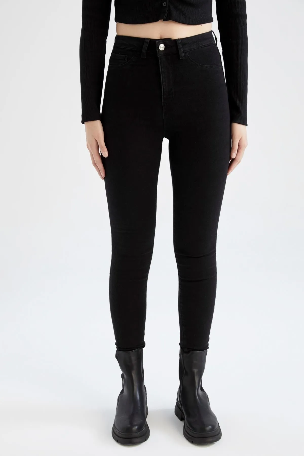 DeFacto  Super Skinny Jeans im Jegging-Schnitt mit hoher Taille Y7204az22au