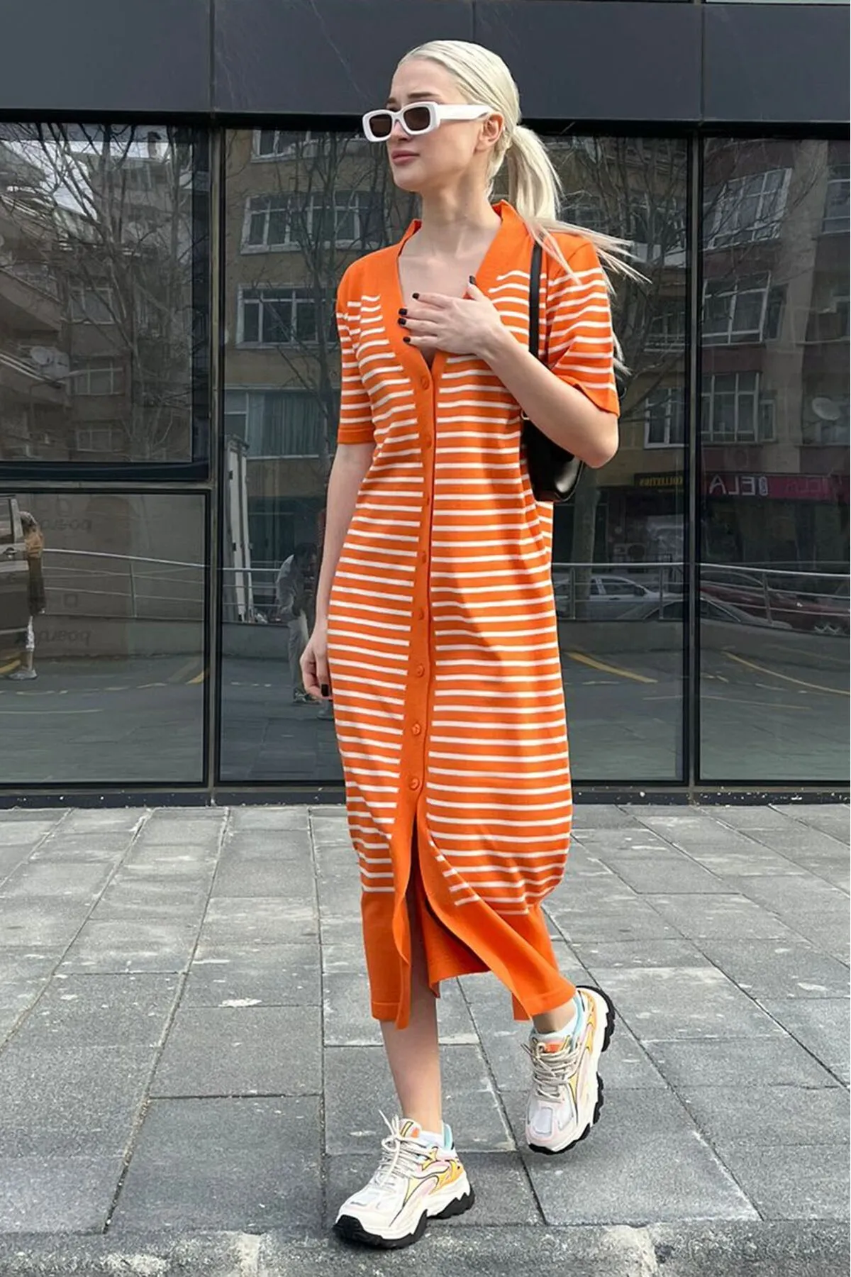 Madmext  Orange geknöpftes Strick-Damenkleid Mg1648
