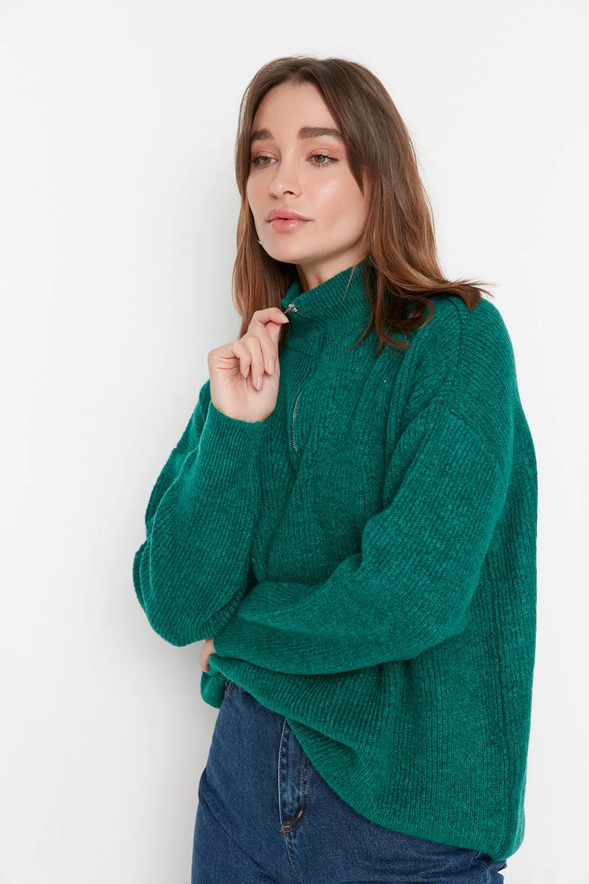 Trendyol Collection  Grüner Strickpullover mit weicher Struktur und Reißverschluss TWOAW20XS0009