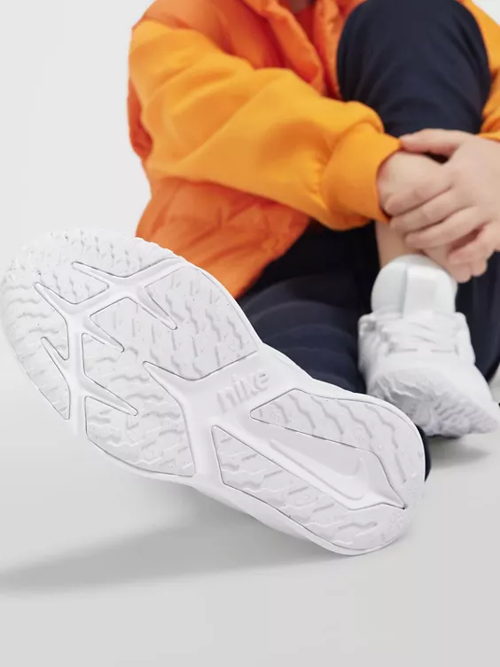 Nike Laufschuh NIKE STAR RUNNER 4 NN (PS)