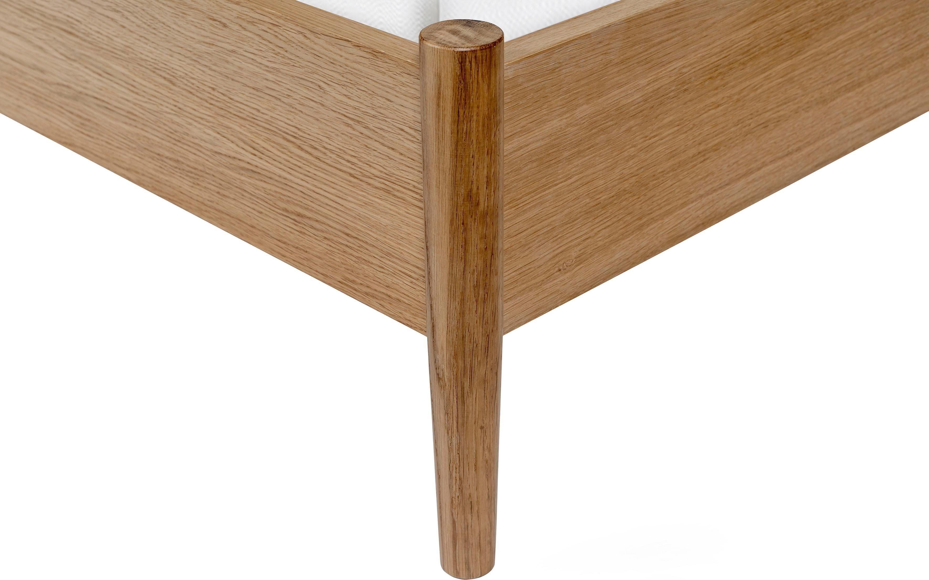Woodman Massivholzbett Farsta 2, im skandinavischen Design, Holzfurnier aus Eiche