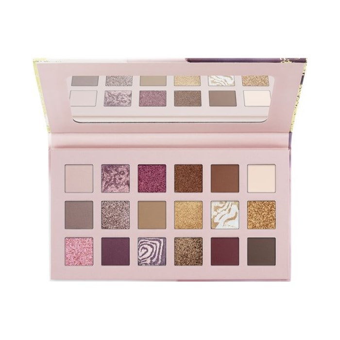Daring Nude Eyeshadow Palette