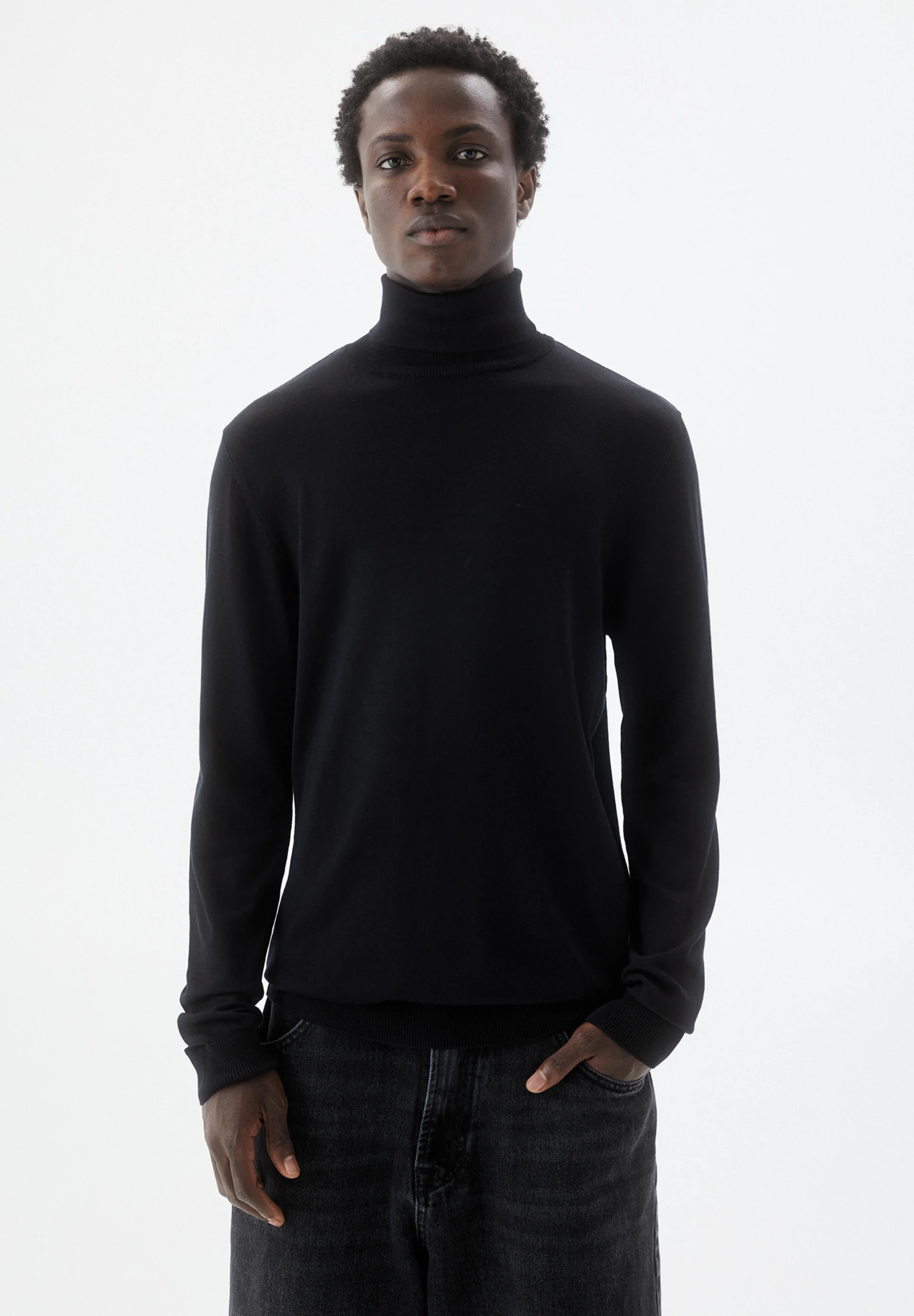 PULL&BEAR CUELLO ALTO - Suéter