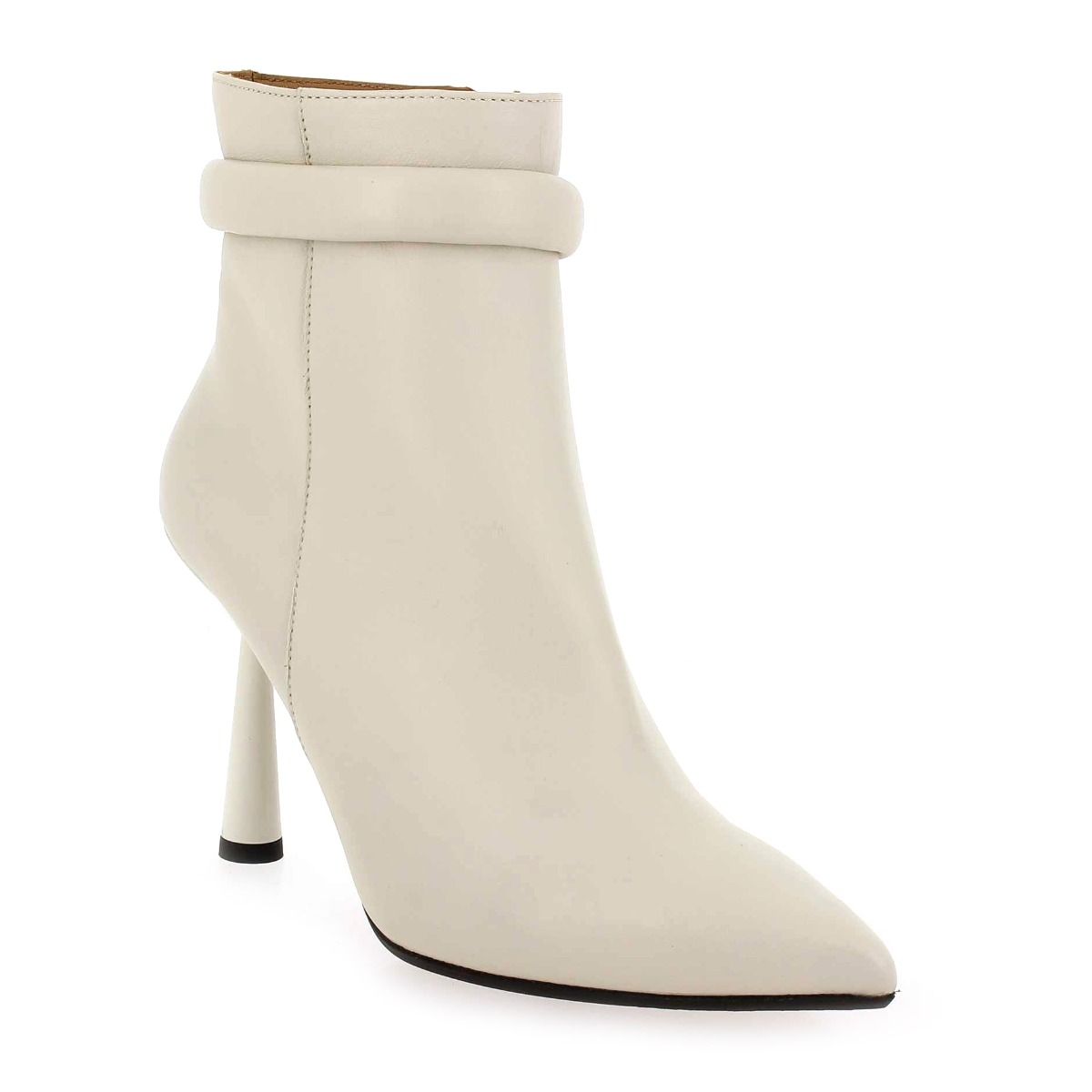 Chantal 1962  1859 - beige