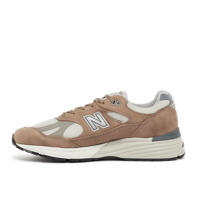 New Balance 991v2 
