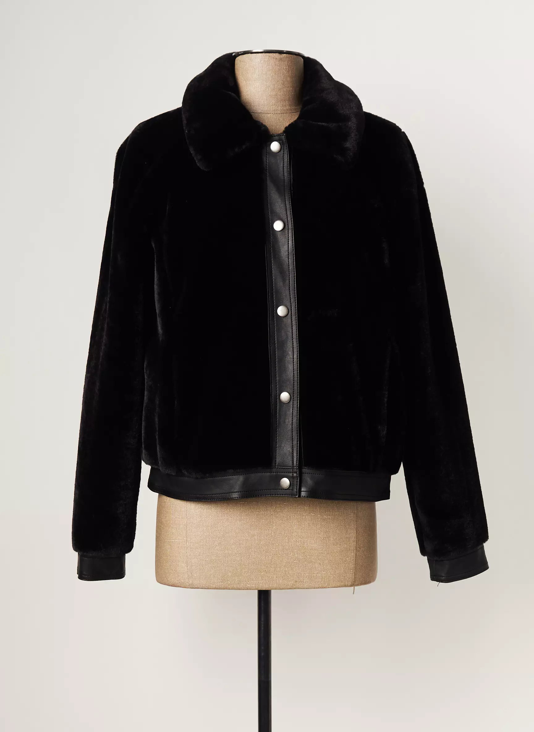 B Young Vestecasual Femme couleur noir