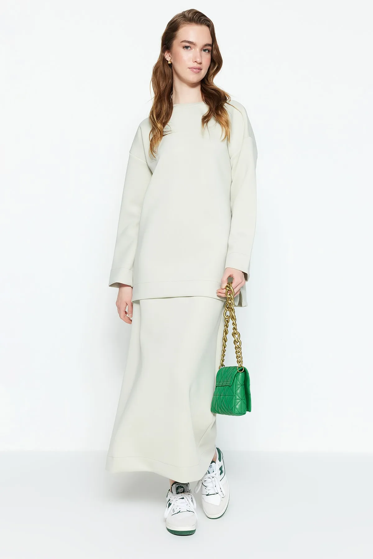 Trendyol Modest  Strickset aus Scuba-Tunika und -Rock mit Nerz-Bindedetail auf der Vorderseite TCTSS23US00013