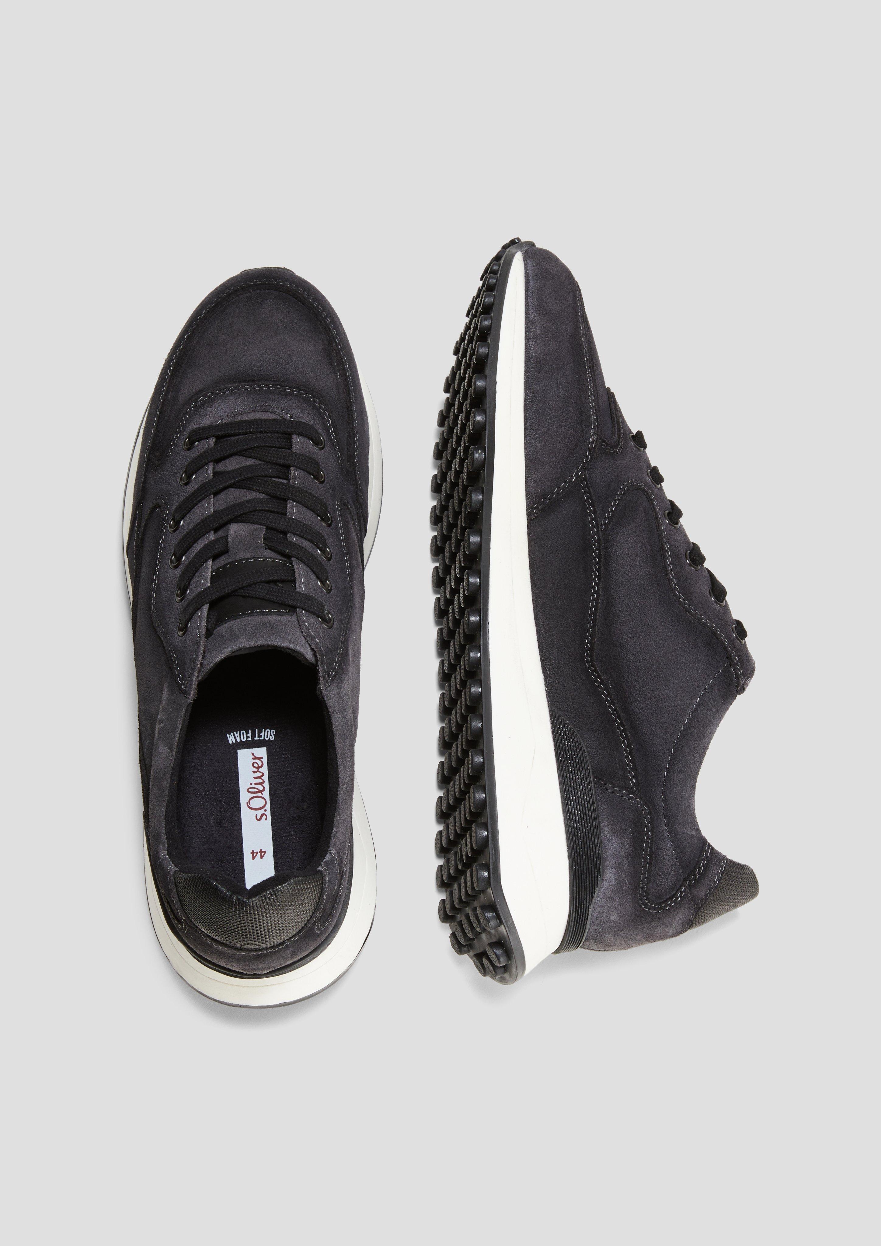 Sneaker in Veloursleder-Optik  6008187-235