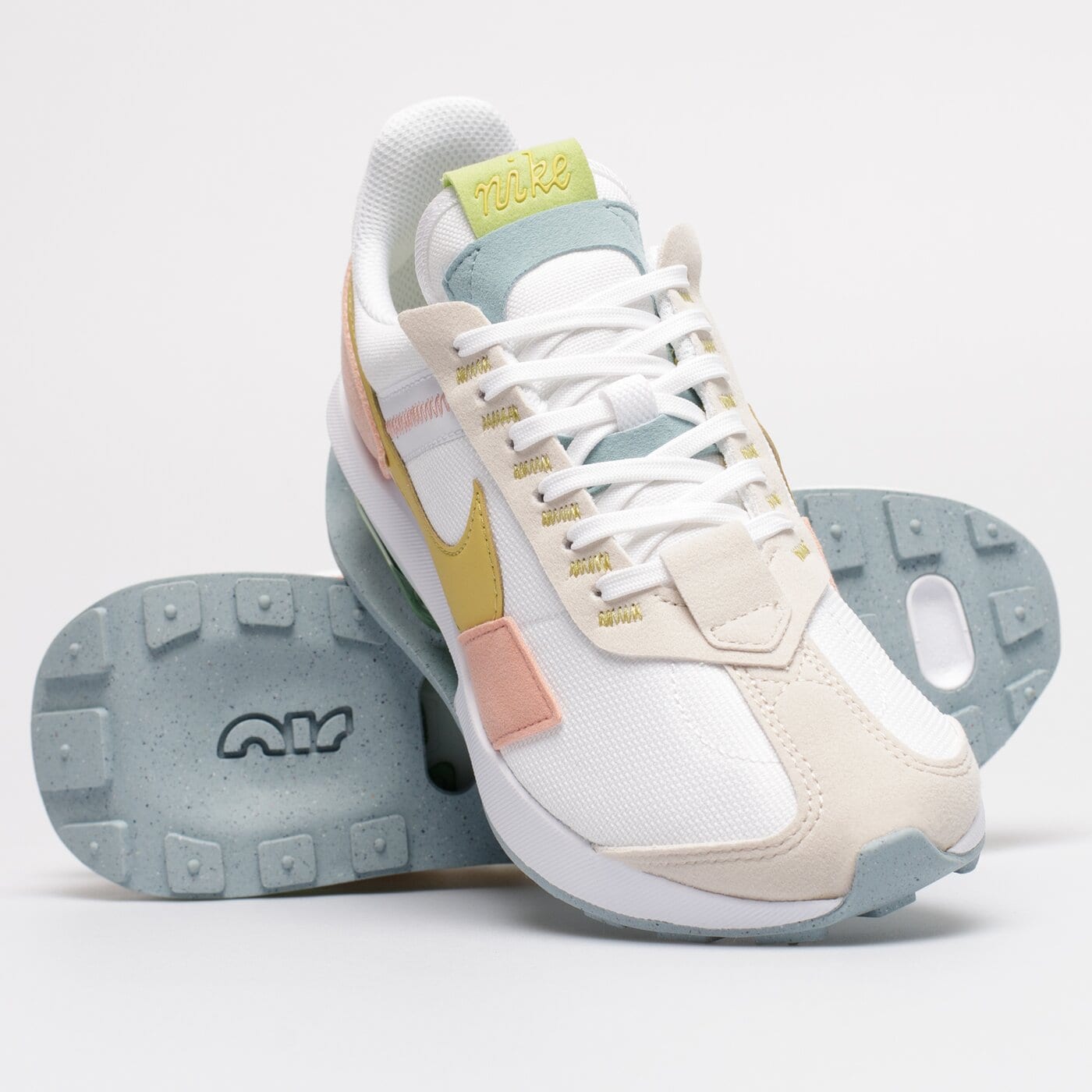 WMNS AIR MAX PRE-DAY Multicolor