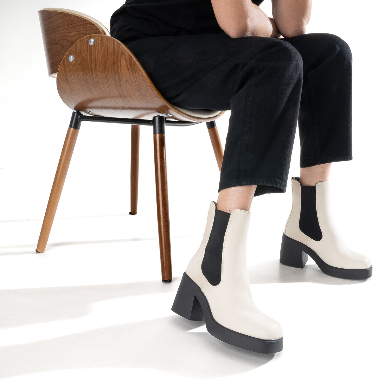 Chelsea boots TEXTO écru