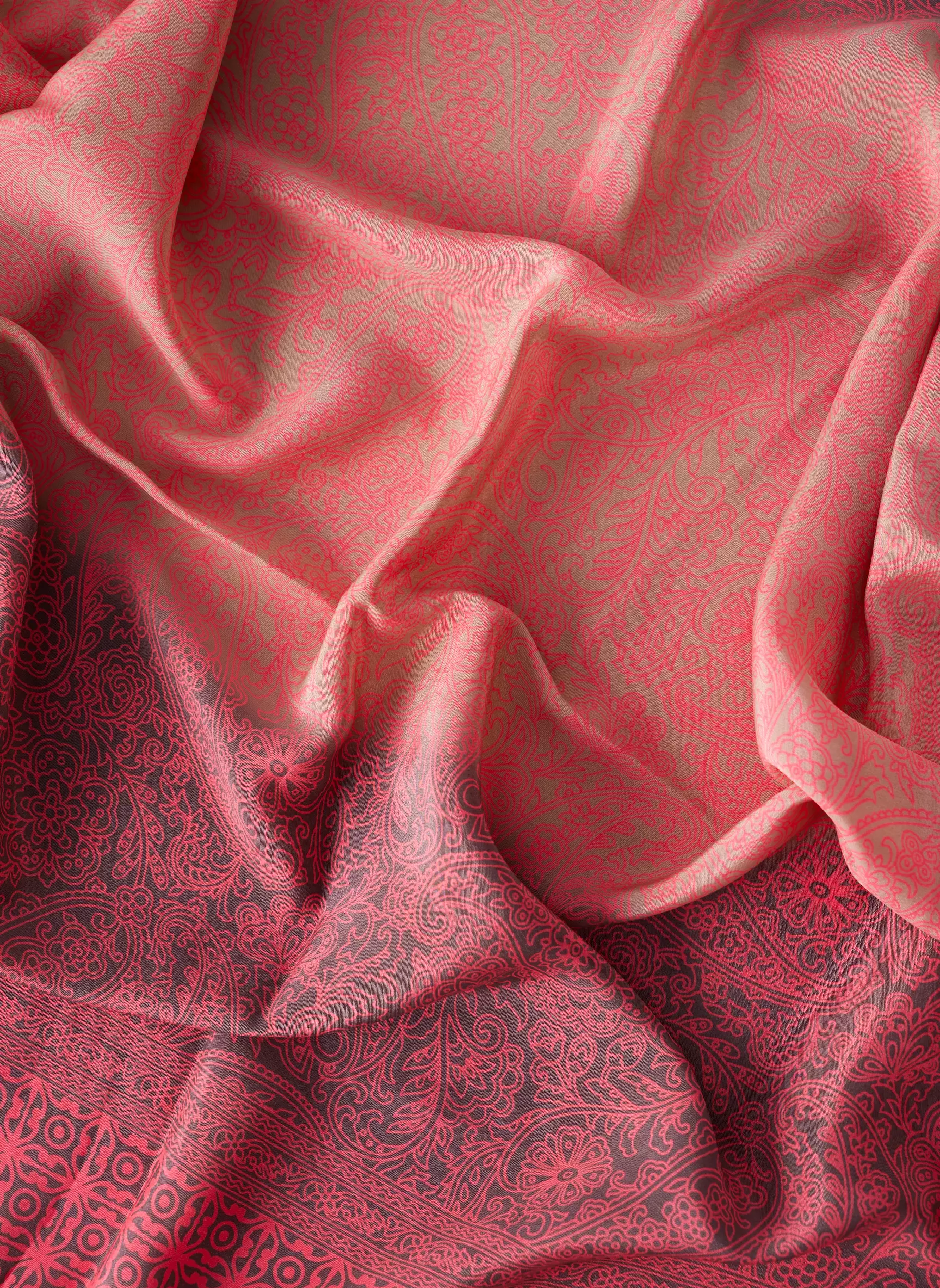 Lauren Vidal Foulards Femme couleur rose