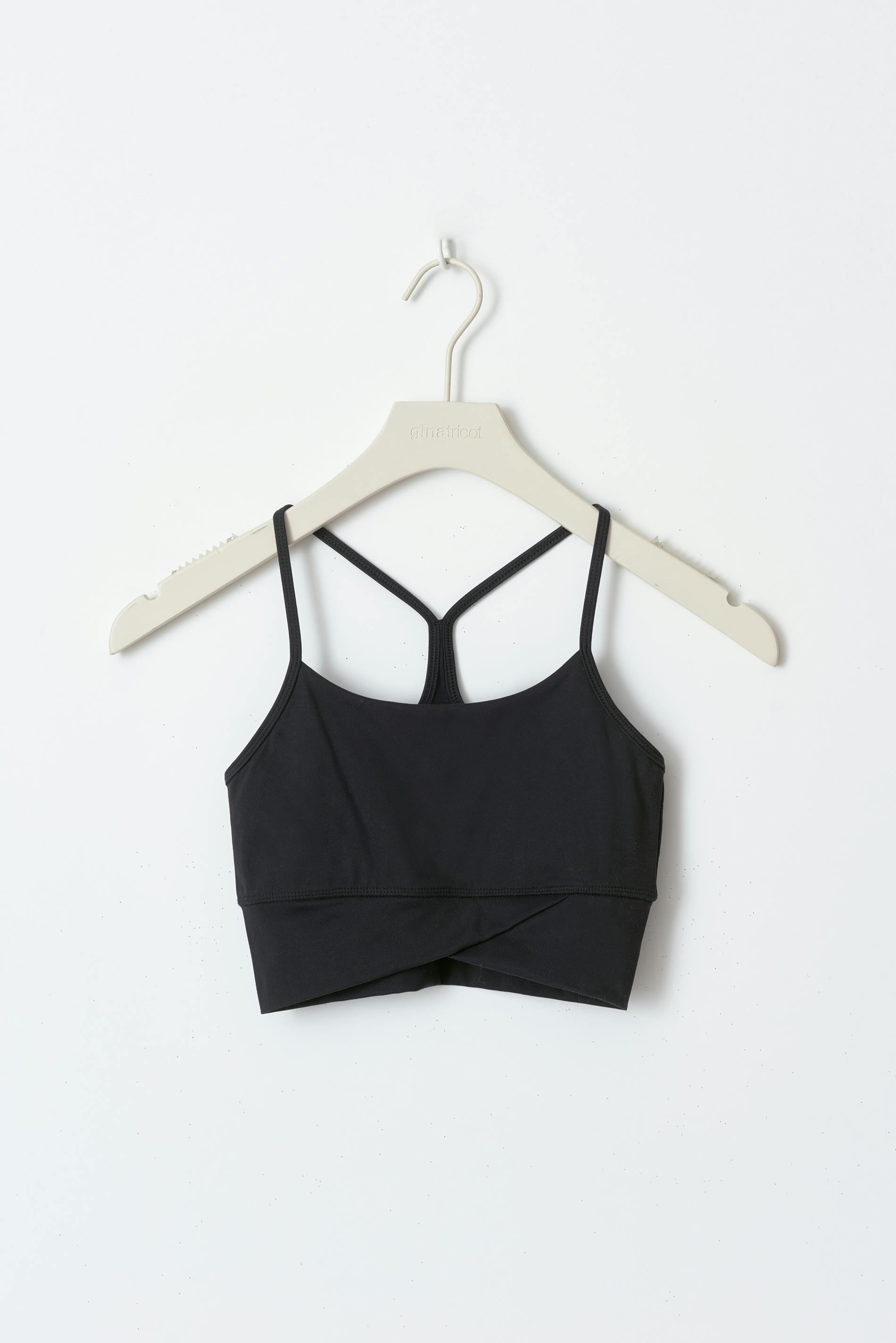 Sporty yoga top