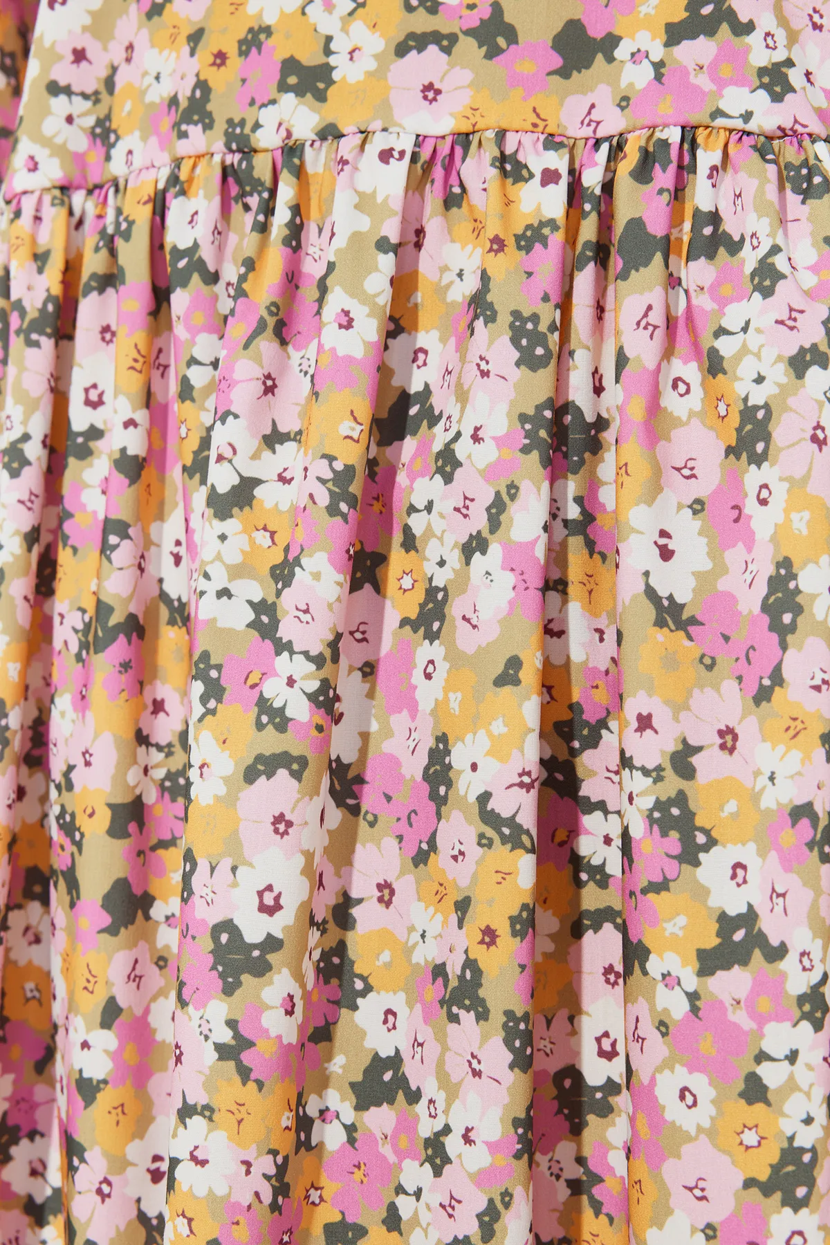 Trendyol Modest  Mehrfarbiges Kleid aus gewebter Baumwolle mit Blumenmuster TCTSS24EB00088