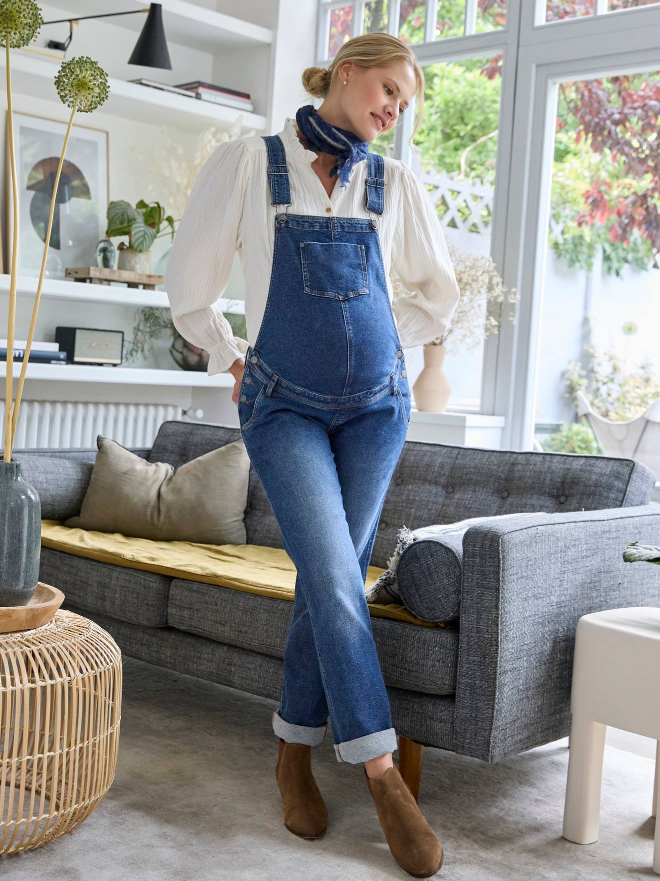 Vertbaudet Latzjeans für Schwangerschaft & Stillzeit, Mom-Fit - dunkelblau