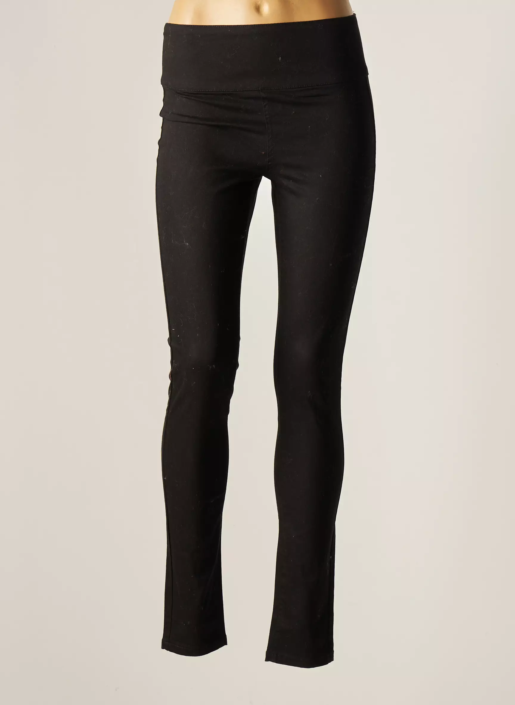 Pieces Pantalons Slim Femme couleur noir