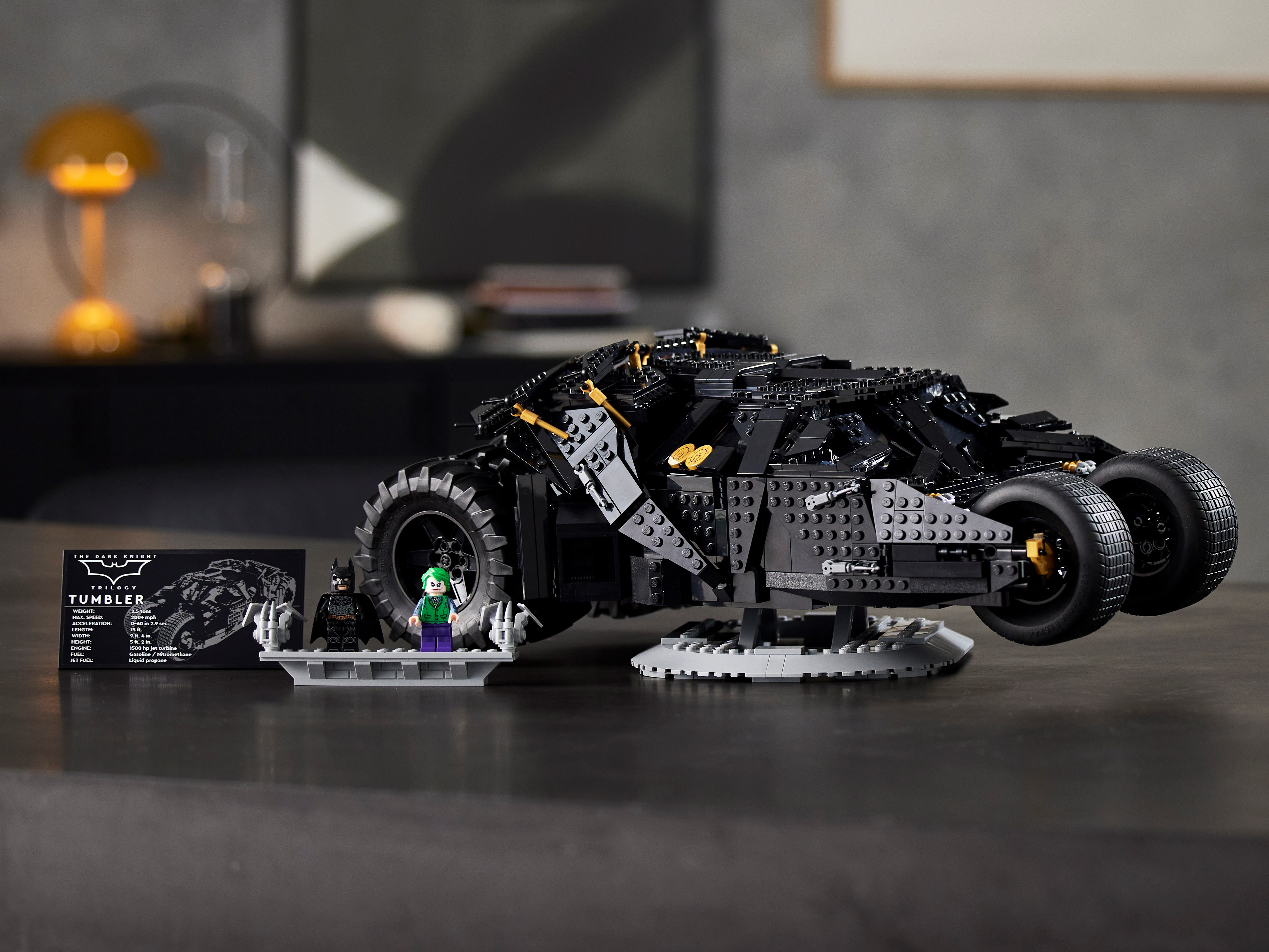 LEGO® DC Batman™ – Batmobile™ Tumbler 76240