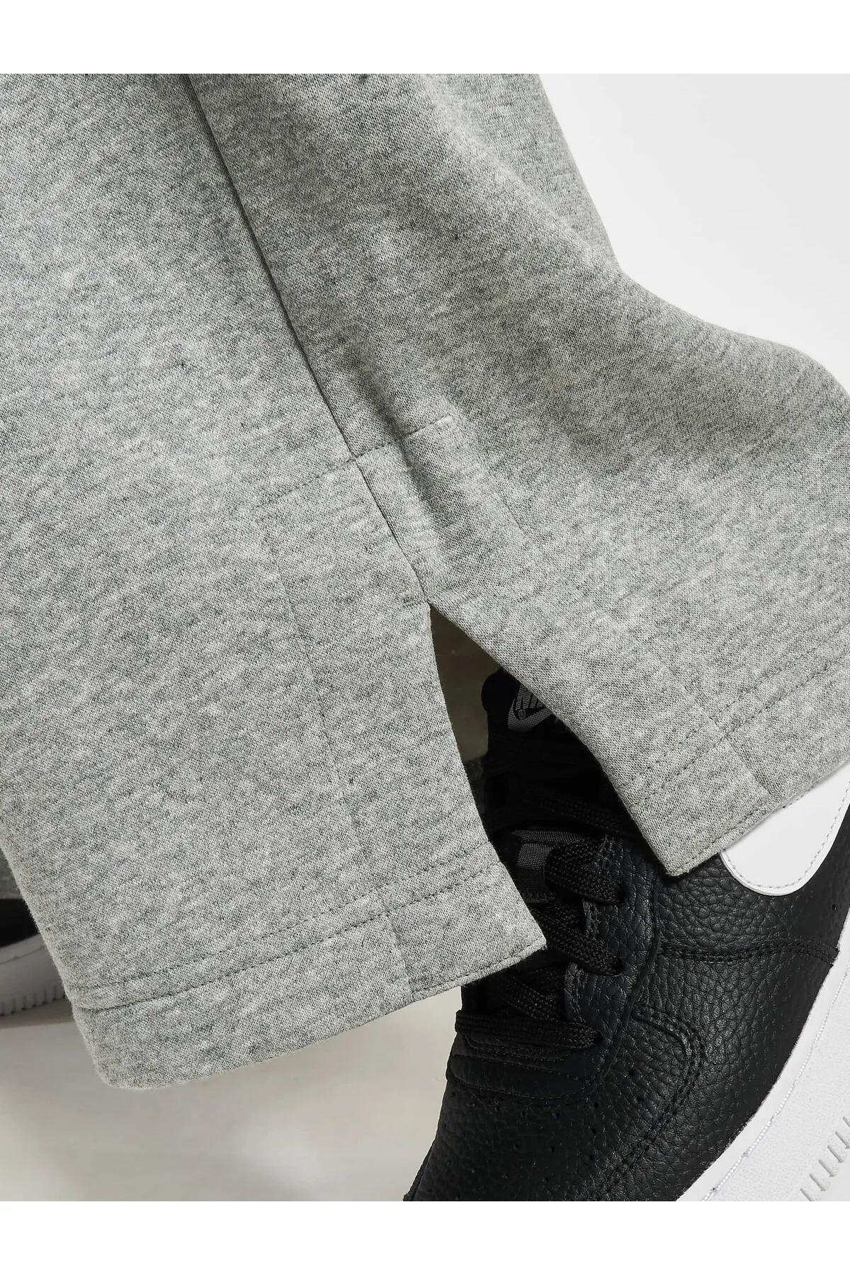Nike  Jogginghose - Grau - Relaxed