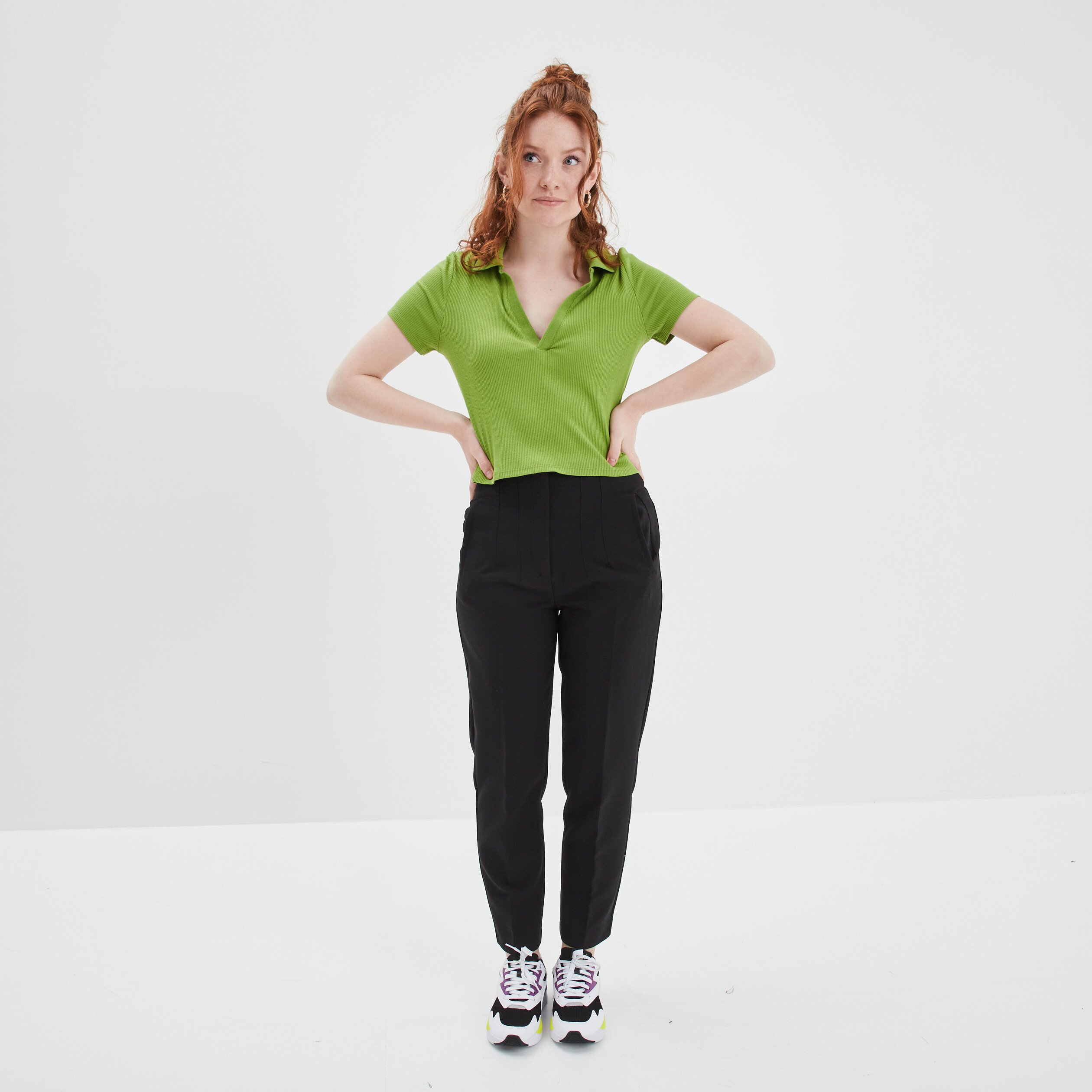 T-shirt court côtelé col polo coton vert femme | La Halle