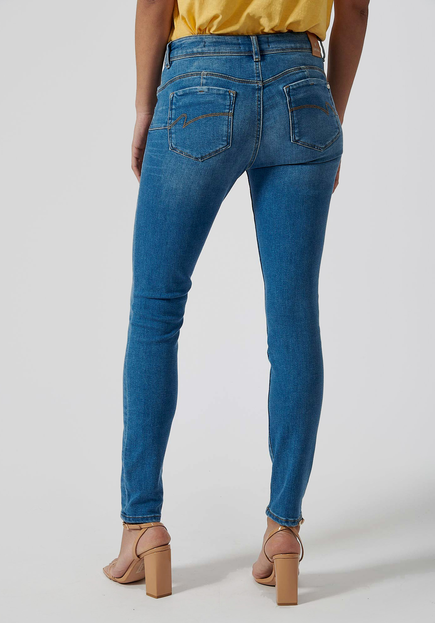VIKA   Jean slim Femme