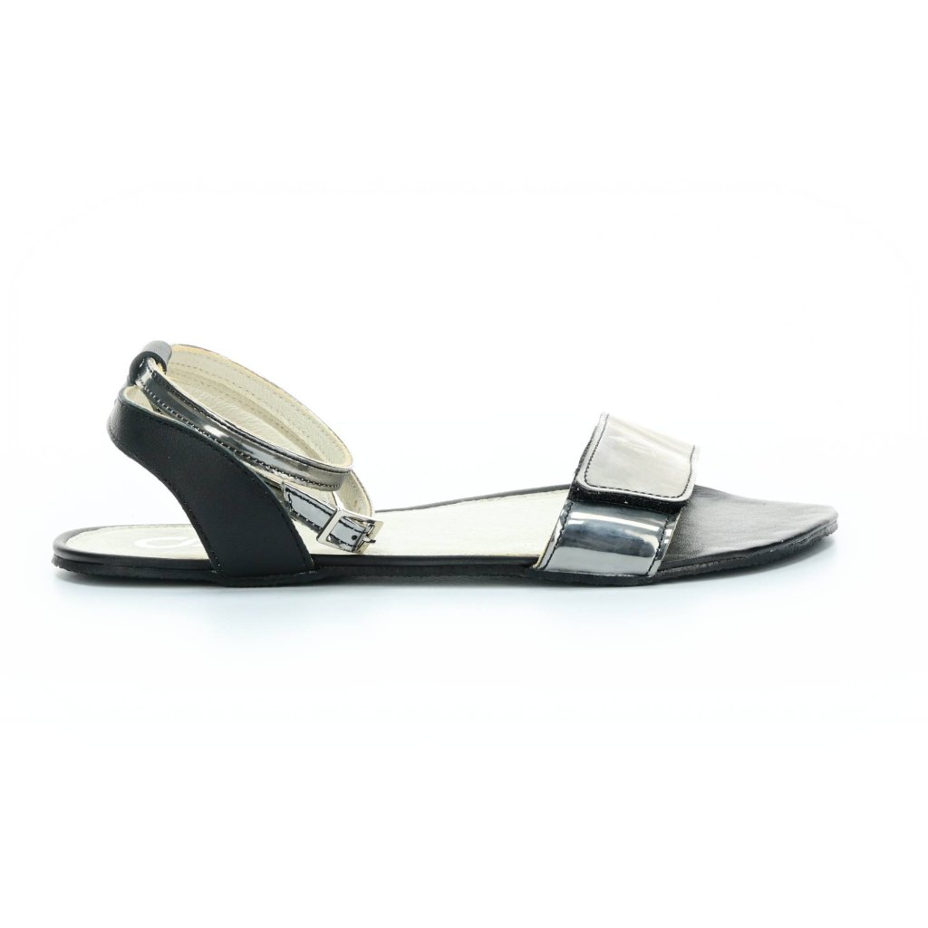 Shapen Daisy Black Sandalen